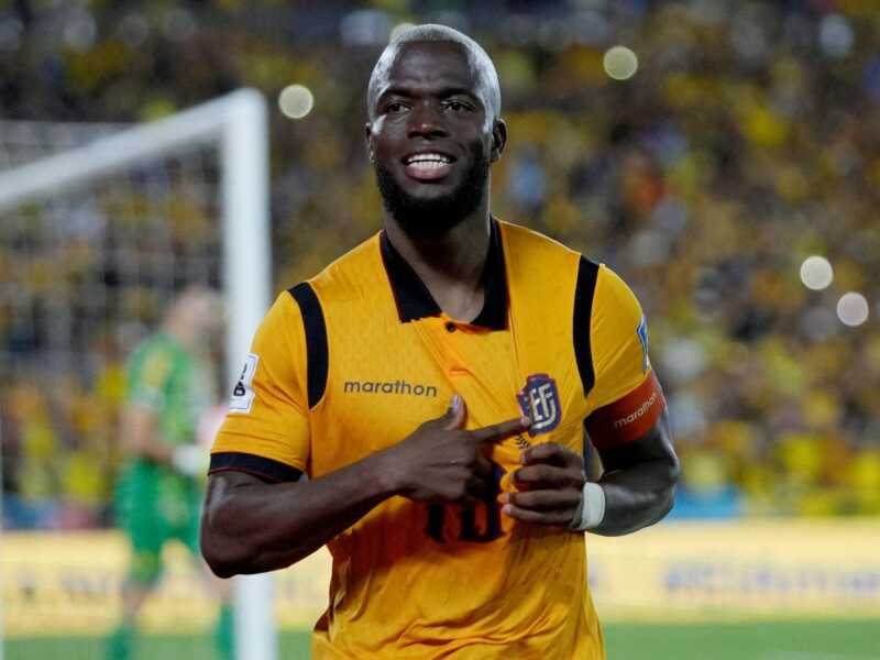 Enner Valencia llega a Boca para reforzar el ataque de Arruabarrena 4 Boca cerró la llegada de Enner Valencia. Repasá cómo llega el delantero ecuatoriano y qué puede aportar al equipo de Rodolfo Arruabarrena.