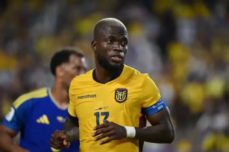 Enner Valencia llega a Boca para reforzar el ataque de Arruabarrena 3 Boca cerró la llegada de Enner Valencia. Repasá cómo llega el delantero ecuatoriano y qué puede aportar al equipo de Rodolfo Arruabarrena.