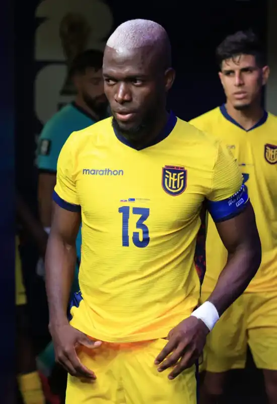 Enner Valencia llega a Boca para reforzar el ataque de Arruabarrena 2 Boca cerró la llegada de Enner Valencia. Repasá cómo llega el delantero ecuatoriano y qué puede aportar al equipo de Rodolfo Arruabarrena.