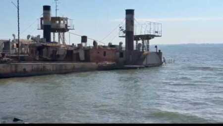 El histórico ferry "Ramos Mejía" se hunde en Posadas: apuntan a Nación por la falta de fondos para mantenerlo