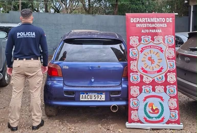 Detuvieron a un presunto integrante de la banda que robó celulares por US$ 200.000 en Ciudad del Este 2 celulares