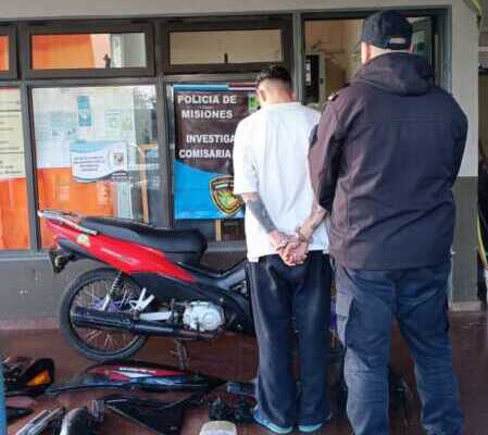 Investigaban una moto robada en Posadas y terminaron hallando otro rodado buscado 4 policia moto robada 2 e1787323290137 - 3