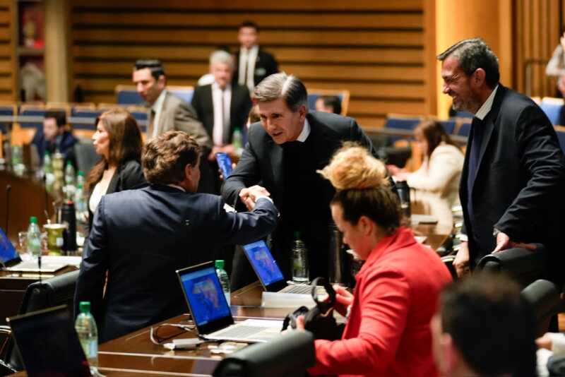 El ajedrez del silencio y las falsas rebeliones 2 rovira saludo - 1