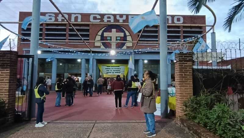 San Cayetano convoca a cientos de fieles posadeños en su día: "Pedimos su intervención ante el desempleo y la pobreza" 3 san cayetano posadas 4 - 2