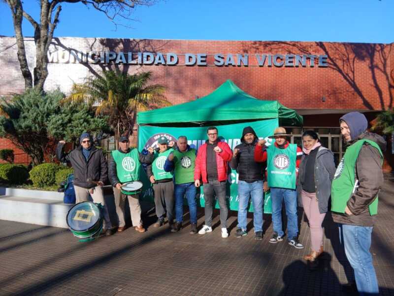 “Hay trabajadores municipales indigentes”: ATE alertó por la situación salarial en San Vicente trabajadoresanvicente3 - 2