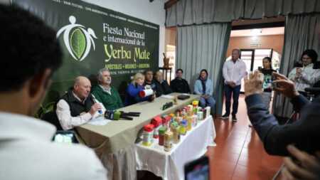 Apóstoles presentó la 48ª Fiesta Nacional e Internacional de la Yerba Mate apostoles