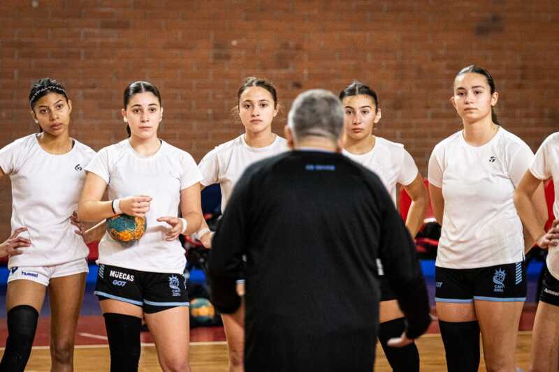 Ángel Dalmau repasó el crecimiento del handball en Oberá y el presente de sus jóvenes talentos con proyección nacional.