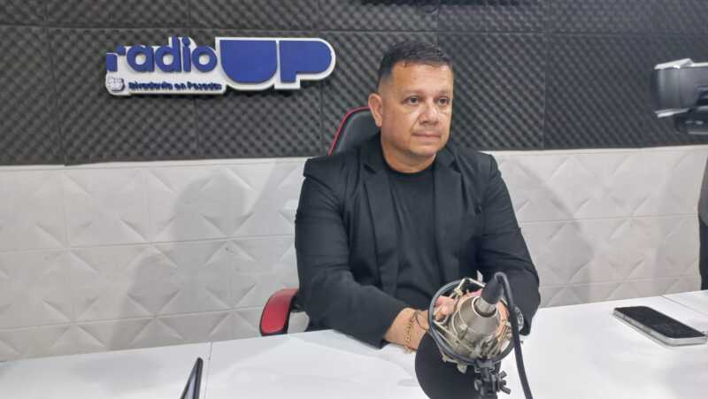 Fernando Esquivel 1 - 4
