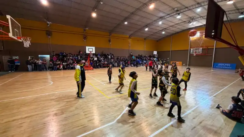 Posadas recuperó su histórico Instituto del Deporte con nuevos espacios y actividades 1 Instituto Deporte