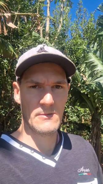 Denuncian ante la Justicia un presunto circuito de doble facturación de tabaco en Misiones 2 Hoff denunció ante la Justicia Federal una presunta maniobra de doble facturación de tabaco que, según sostuvo, podría afectar los recursos destinados al sector.