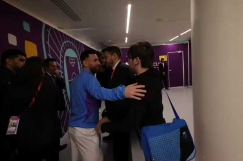 Messi se despide de la Selección: el recuerdo de un periodista misionero que cubrió su último Mundial 1 Julio Quiñonez, periodista misionero, recordó sus coberturas junto a Messi y contó qué significa la despedida del capitán de la Selección Argentina.