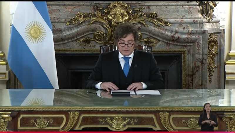 Malvinas: Milei anunció el endurecimiento de sanciones a empresas que exploten el petróleo de las islas milei malvinas