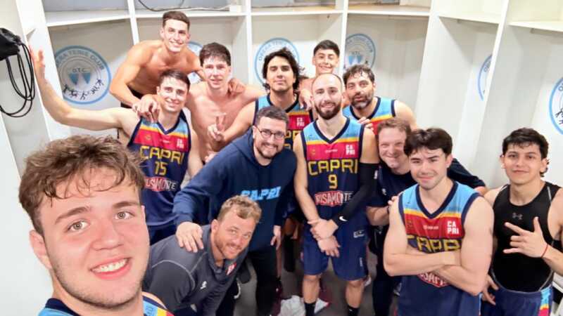 CAPRI derrotó 63-53 a OTC en Oberá y completó la primera fecha del Pre Federal. Djenderedjian fue el goleador del equipo posadeño con 18 puntos.