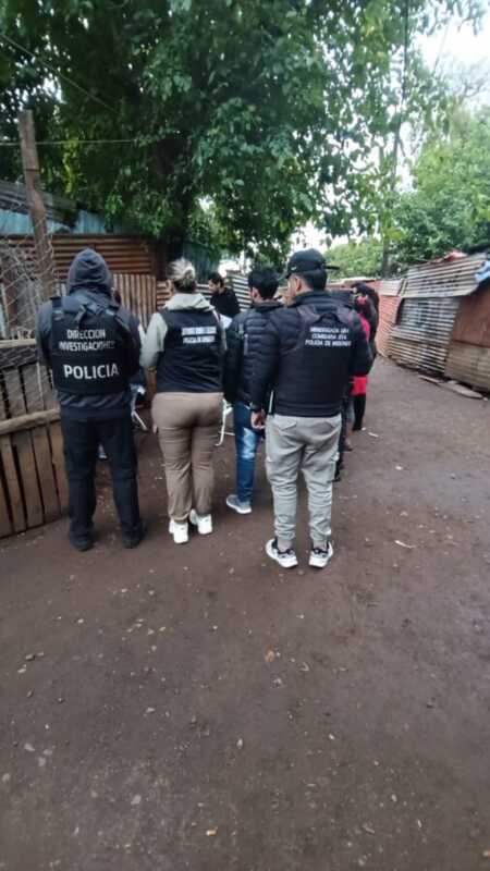 Siete allanamientos en Posadas dejaron 11 detenidos y secuestraron cocaína, un arma y vehículos 4 Posadas Detenido