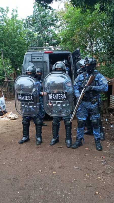 Siete allanamientos en Posadas dejaron 11 detenidos y secuestraron cocaína, un arma y vehículos 3 Posadas Detenido