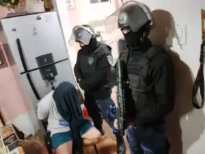 Posadas hombre pareja