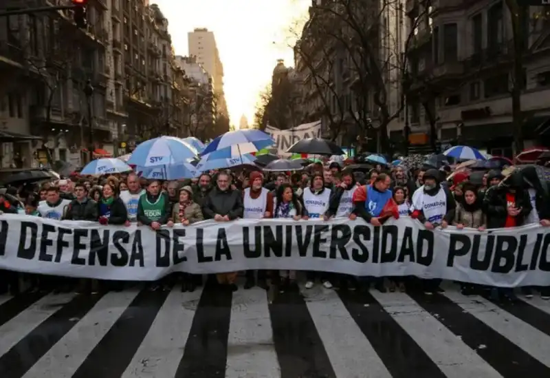 Gremios universitarios anunciaron un paro nacional para el 8 de septiembre SEPTIEMBRE