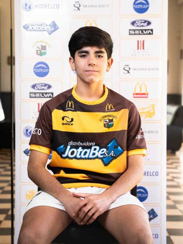Tacurú Social Club hará historia con su gira a Sudáfrica. Francisco “Pachi” Benmaor contó en Arriba la Radio cómo se gestó el viaje de la M-16 y qué esperan vivir los 36 jugadores.