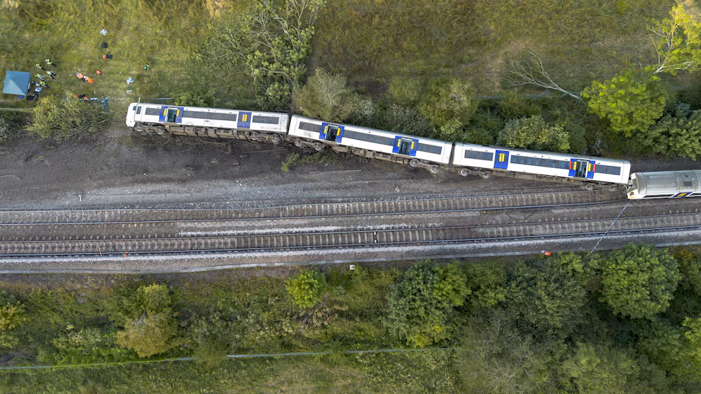 Descarrilamiento de un tren en Francia dejó 44 heridos, uno en estado crítico Tren Francia