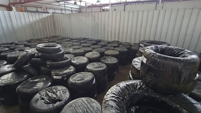 Desbarataron una banda que ingresaba contrabando por Misiones y secuestraron mercadería por $1.500 millones 5 WhatsApp Image 2026 09 03 at 18.27.45 1 - 4