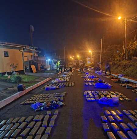 Secuestraron casi dos toneladas de marihuana valuadas en $4.400 millones en General Urquiza Marihuana - gral urquiza