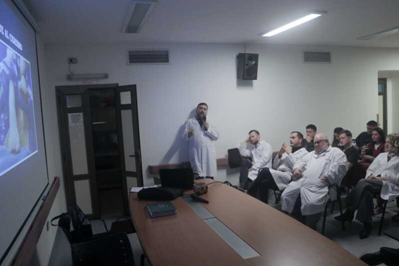 Misiones proyecta realizar por primera vez cirugías funcionales para pacientes con Parkinson en el Hospital Madariaga 6 WhatsApp Image 2026 09 11 at 21.14.50 3 - 5