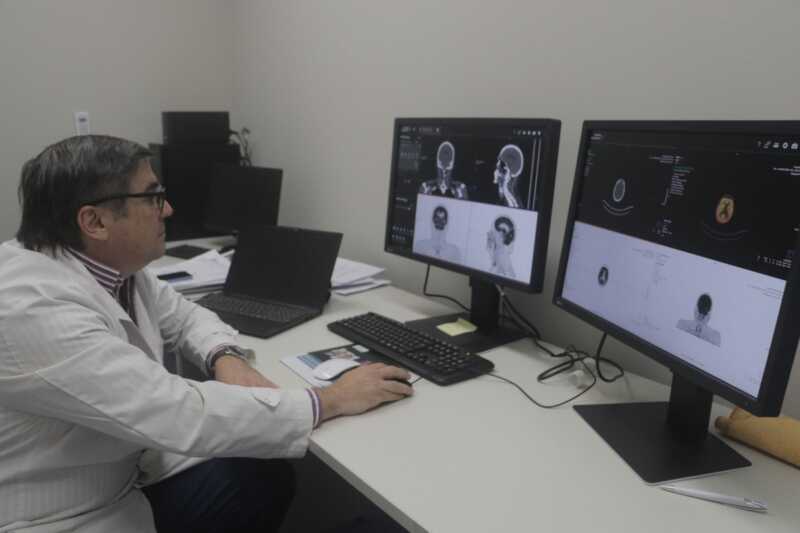 Misiones proyecta realizar por primera vez cirugías funcionales para pacientes con Parkinson en el Hospital Madariaga 10 WhatsApp Image 2026 09 11 at 21.14.50 - 9