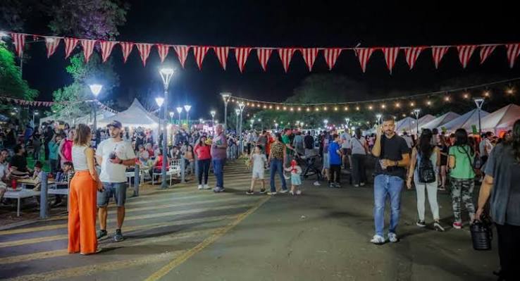 Con 50 emprendedores y shows en vivo, Brilla Sarita vuelve al Parque Paraguayo el 3 de octubre 3 brilla sarita 1 - 2