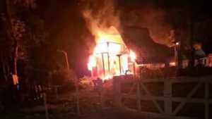 Incendio destruyó una cabaña de la quinta del intendente de Encarnación y apuntan a una falla eléctrica encarnación incendio