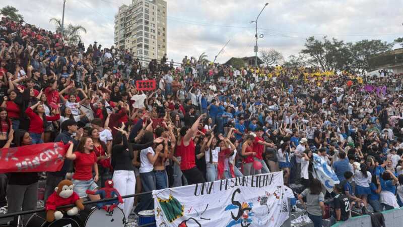 Cientos de estudiantes participaron de “Por los jóvenes todo” en Posadas estudiante