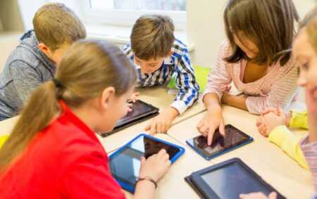 pisa pruebas pantalla educación