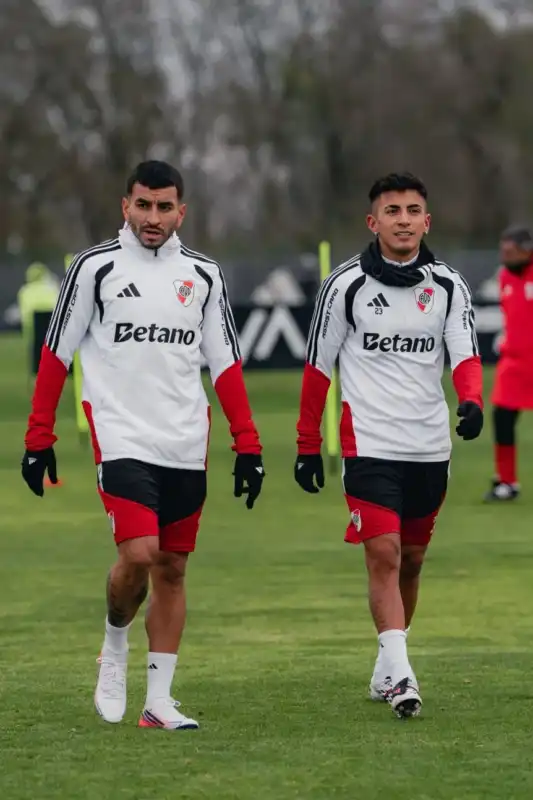 Los debutantes de River para el Superclásico: quiénes podrían jugar por primera vez ante Boca 1 River tendrá doce jugadores que enfrentarán a Boca por primera vez con la Banda Roja en el Superclásico del domingo en La Bombonera.