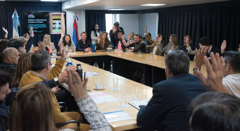 Misiones consolidará las leyes vigentes en una nueva actualización del Digesto Jurídico 5 DSC 0597 - 4