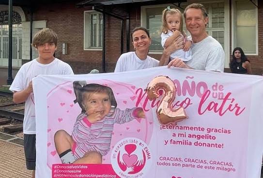Natalia Jara destacó el trabajo de los médicos que atendieron a Emma y agradeció a la familia donante que hizo posible una nueva oportunidad de vida.