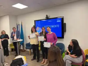 Misiones participó del Encuentro Nacional de Embarazo y Maternidad Segura Representantes de las maternidades CONE de Misiones, Salta y Santa Fe participaron del Encuentro Nacional de Embarazo y Maternidad Segura.