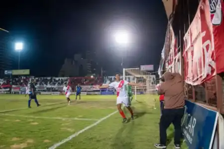 Guaraní goleó 4-0 a Nacional de Puerto Piray y avanzó a cuartos del Regional Guaraní - Nacional