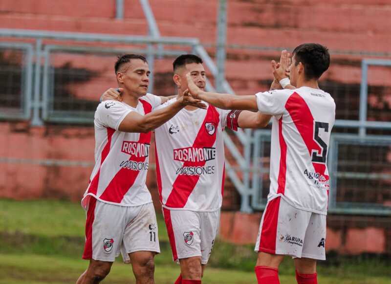 Guaraní Antonio Franco y La Picada definirán el sábado a las 19 su clasificación a las semifinales del Regional Federal Amateur, tras empatar 1-1 en la ida.