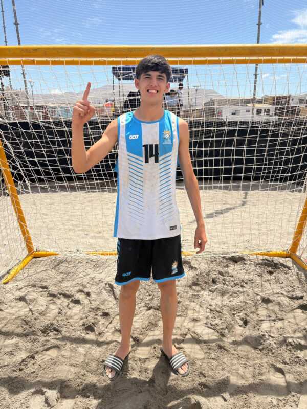 Martín Ito se consagró campeón internacional con Argentina Sub-17 en Chile y Oberá Handball clasificó a sus equipos juveniles a los Juegos Evita 2026.