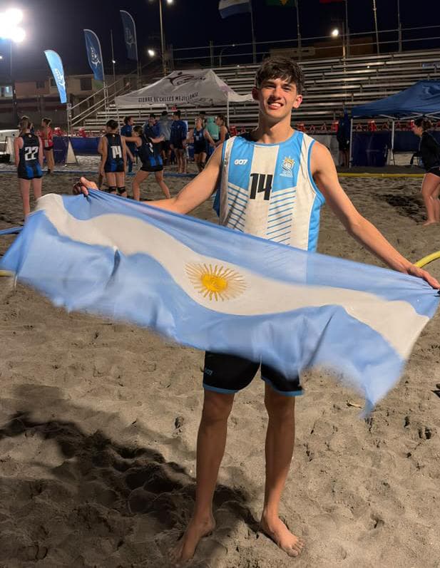 Martín Ito se consagró campeón internacional con Argentina Sub-17 en Chile y Oberá Handball clasificó a sus equipos juveniles a los Juegos Evita 2026.
