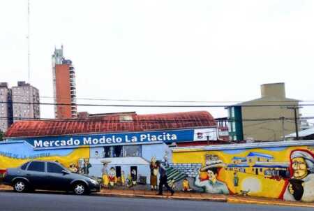 La Placita: siete décadas como símbolo del comercio posadeño La Placita - 70 años