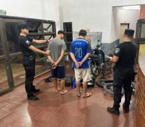 Posadas: detuvieron a dos jóvenes y recuperaron motos y motopartes robadas Posadas