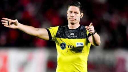 Nicolás Ramírez, el árbitro del Superclásico