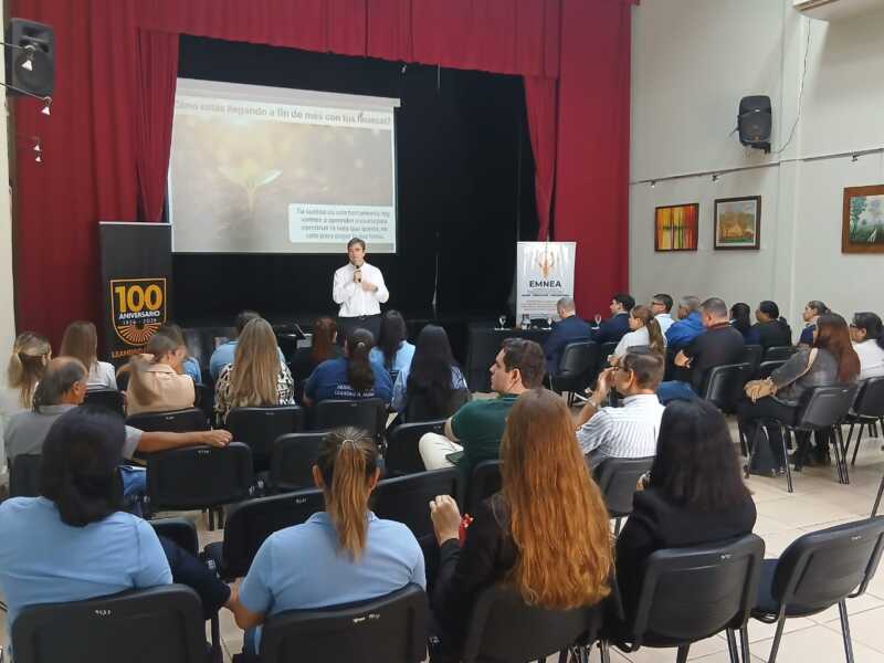 Alem impulsa un programa de educación financiera que ya alcanzó a más de 1.500 personas 4 WhatsApp Image 2026 10 29 at 17.02.55 2 - 3