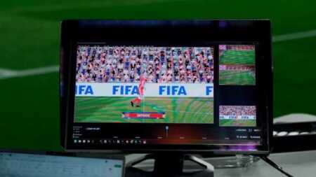 El VAR semiautomático llegará al fútbol argentino: cómo funciona y cuándo será su estreno VAR semiautomático en el fútbol argentino