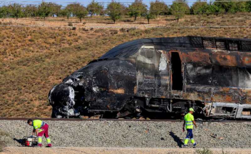 Choque de trenes en España: reportan decenas de muertos y paralizan el AVE 1 choque trenes españa