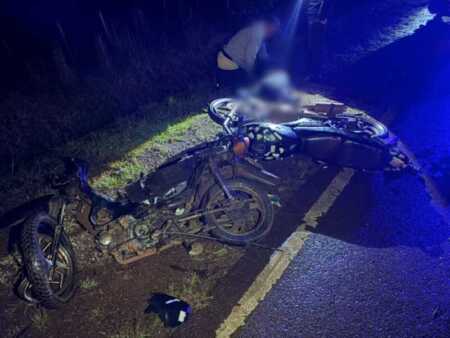 Un joven de 22 años murió tras un choque entre dos motos en Tobuna joven