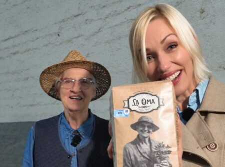 Ingrid Grudke y yerba La Oma: “Me sigo emocionando porque está mi infancia, mi hermano, la chacra” ingrid grudke la oma